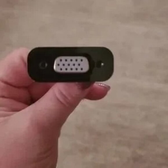 StarTech.com DP2VGA3 DisplayPort to VGA Adapter - Picture 9 of 9